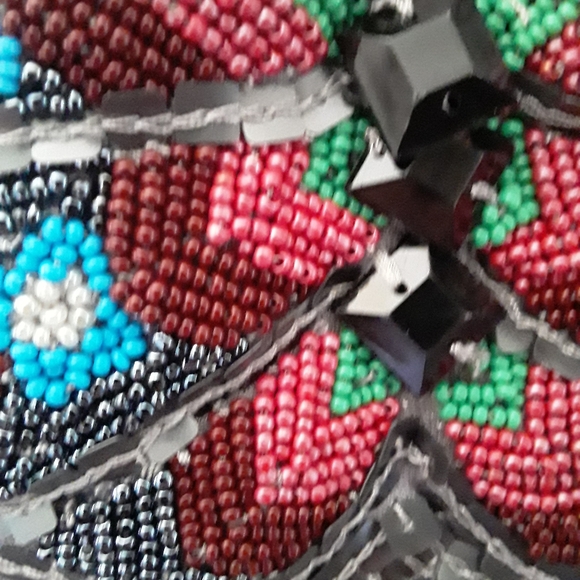 Embroidered tank top - Picture 4 of 5